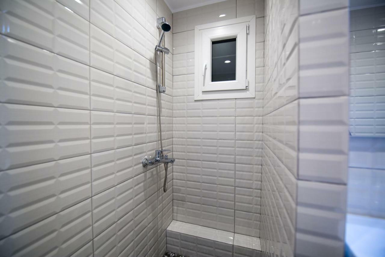 White Lux Apartment For 2 Vipgreece Atina Dış mekan fotoğraf