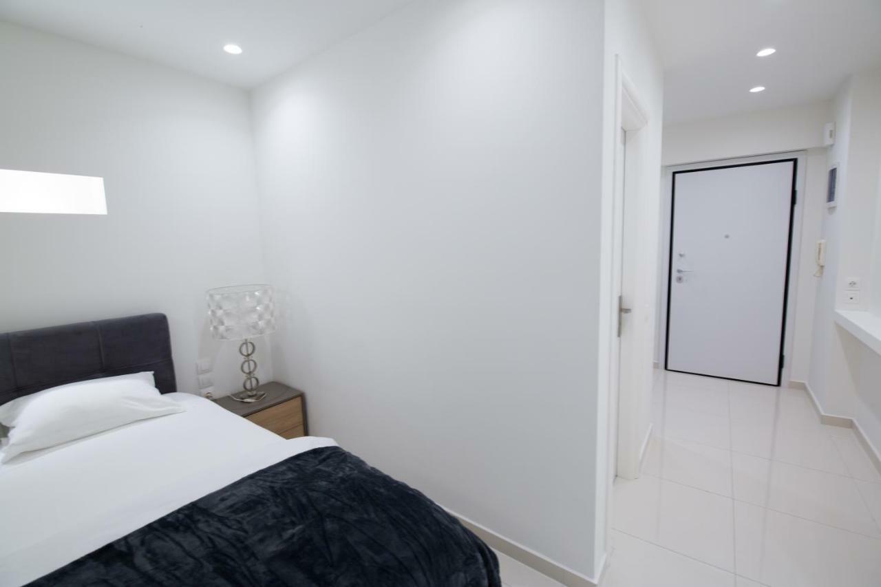 White Lux Apartment For 2 Vipgreece Atina Dış mekan fotoğraf
